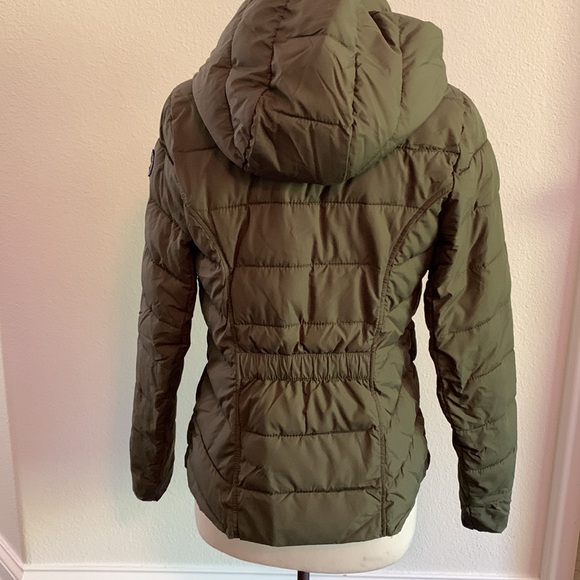 Dark green Abercrombie & Fitch lightweight puffer jacket - Picture 3 of 7